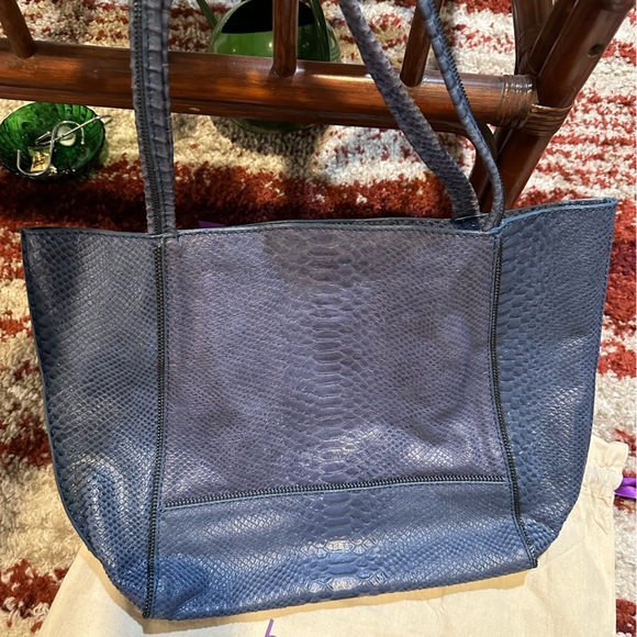 Botkier Leather SoHo Blue Python Embossed Tote with Dustbag - Picture 5 of 6